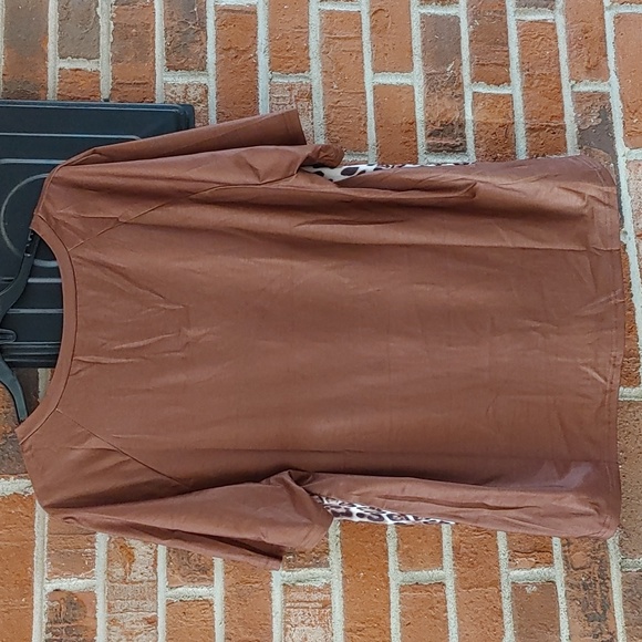 Unbranded Leopard Top Size XL - Picture 2 of 5